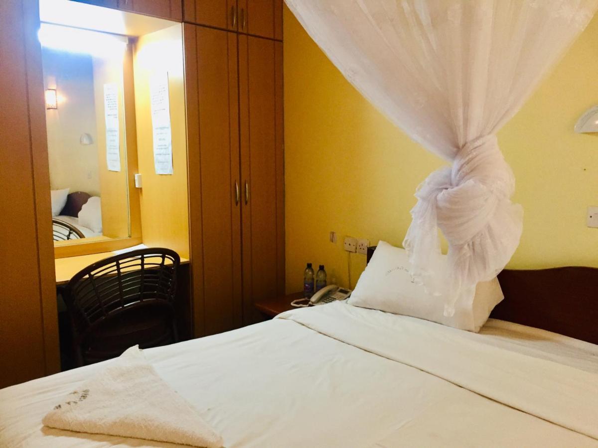 Vienna Woods Hotel נקורו מראה חיצוני תמונה