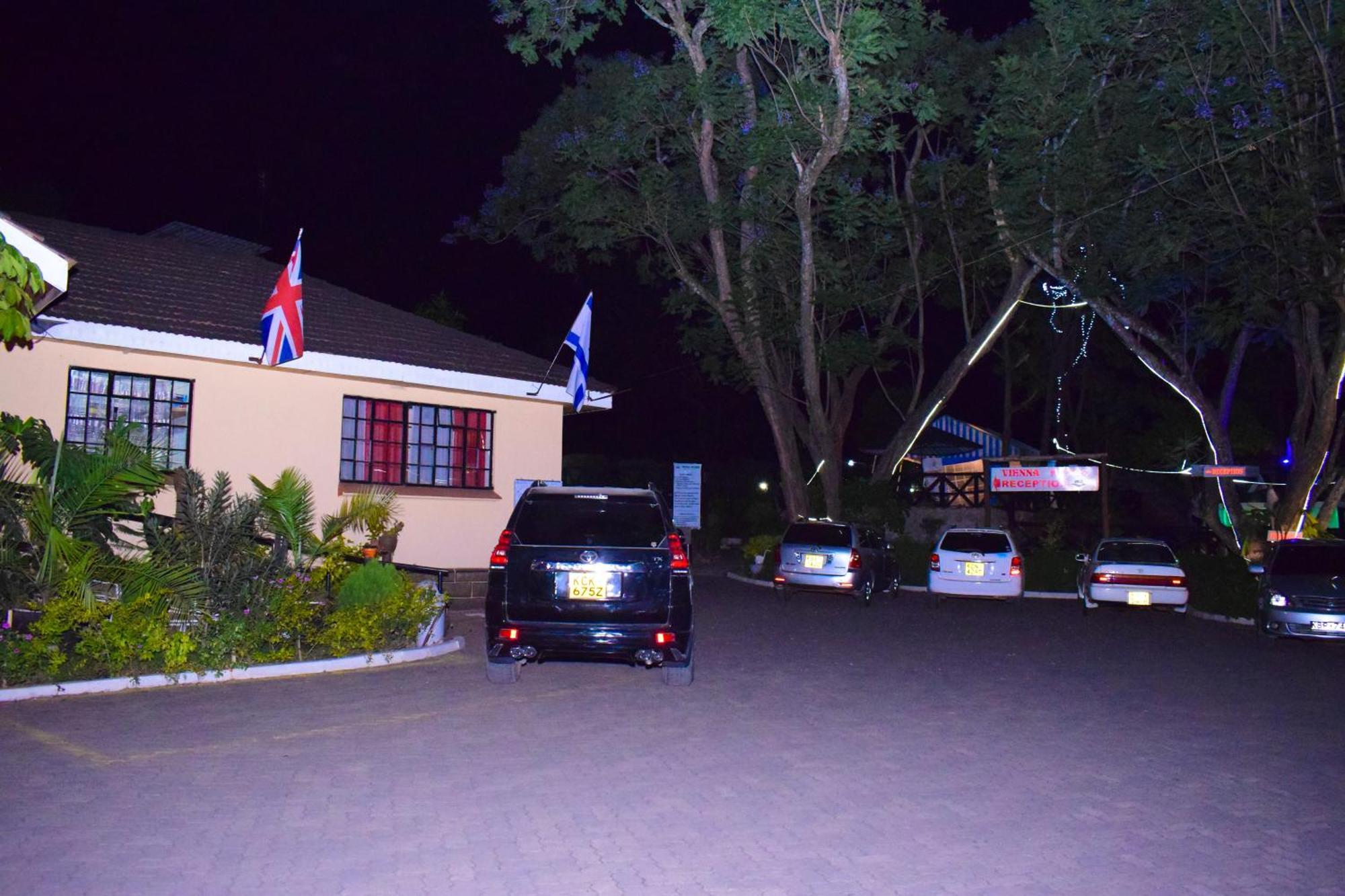 Vienna Woods Hotel נקורו מראה חיצוני תמונה